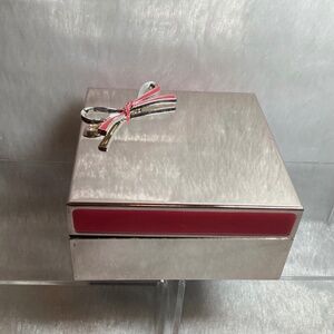Kate Spade Jewelry Trinket Box Vienna Lane with Pink Bow Accent Trim